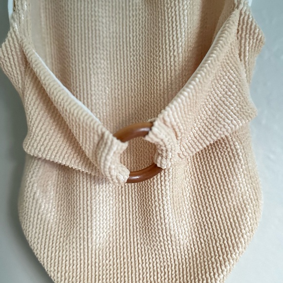 Soah one-piece Swimsuit size small - Picture 2 of 7